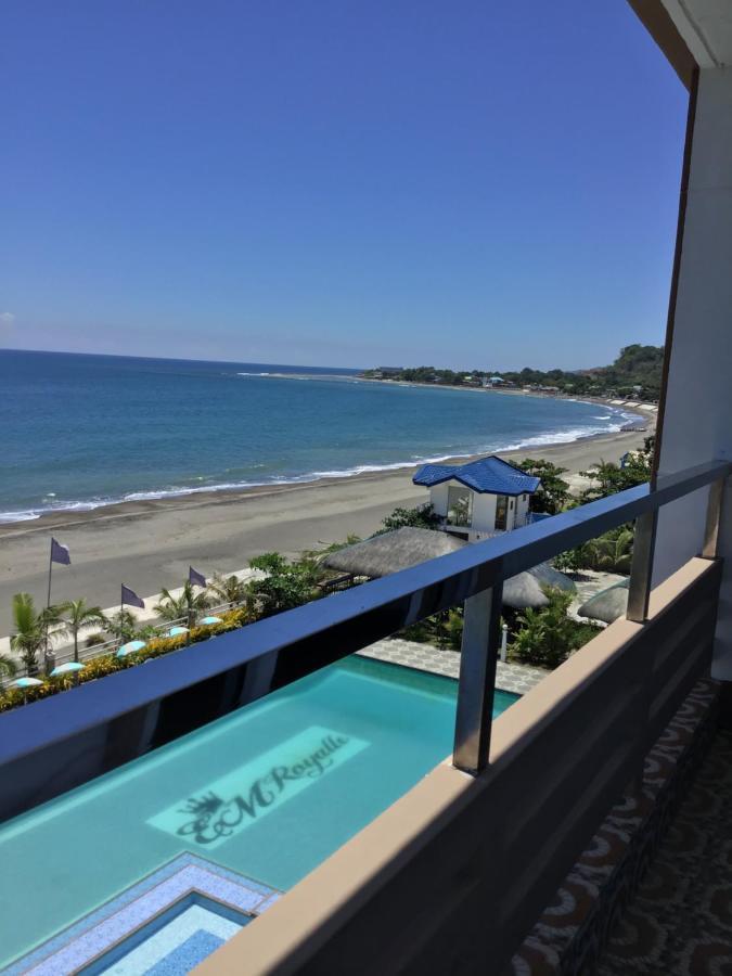 Em Royalle Hotel & Beach Resort San Juan  Buitenkant foto